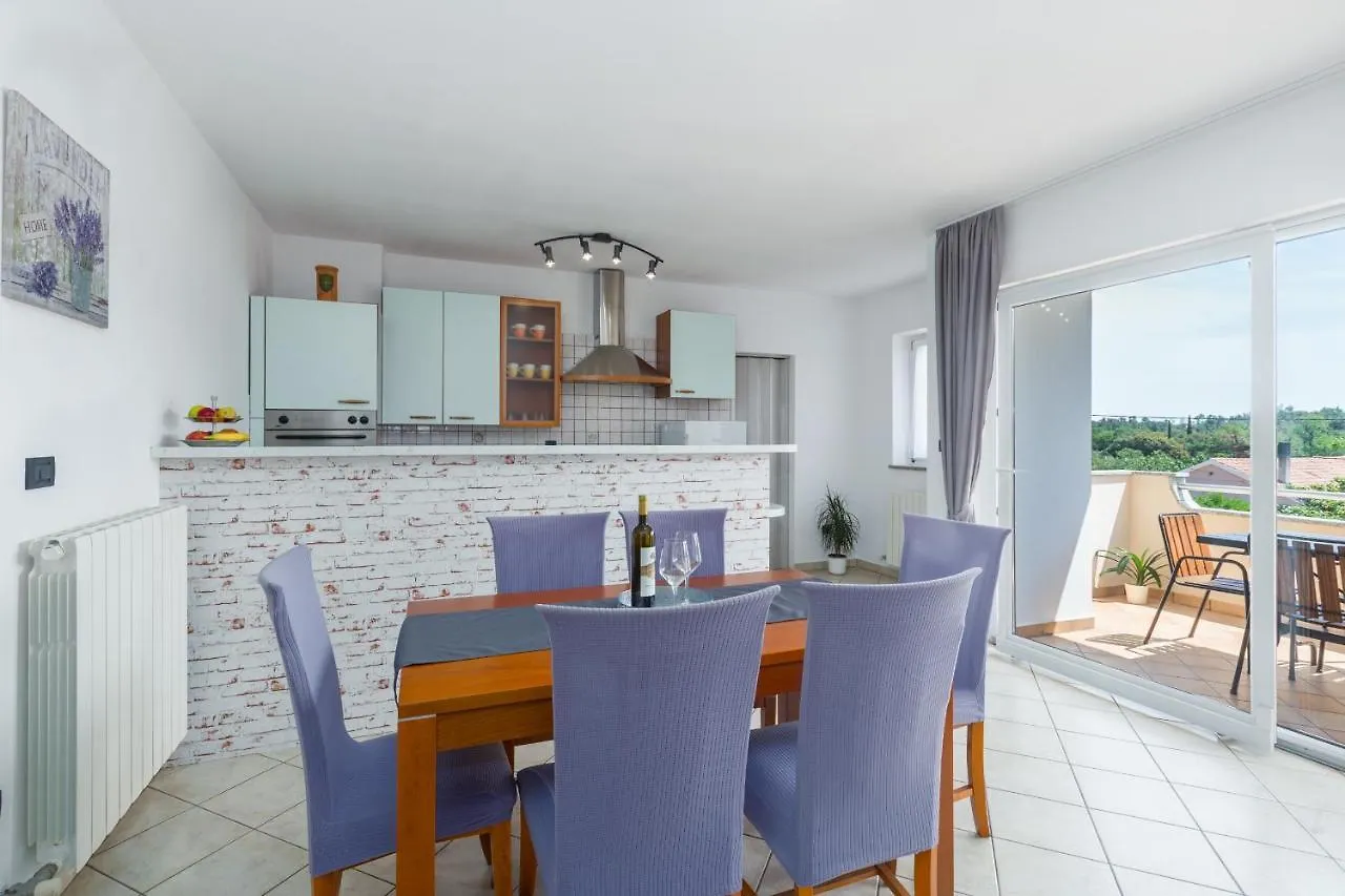 Apartments Emil Pula Croatia