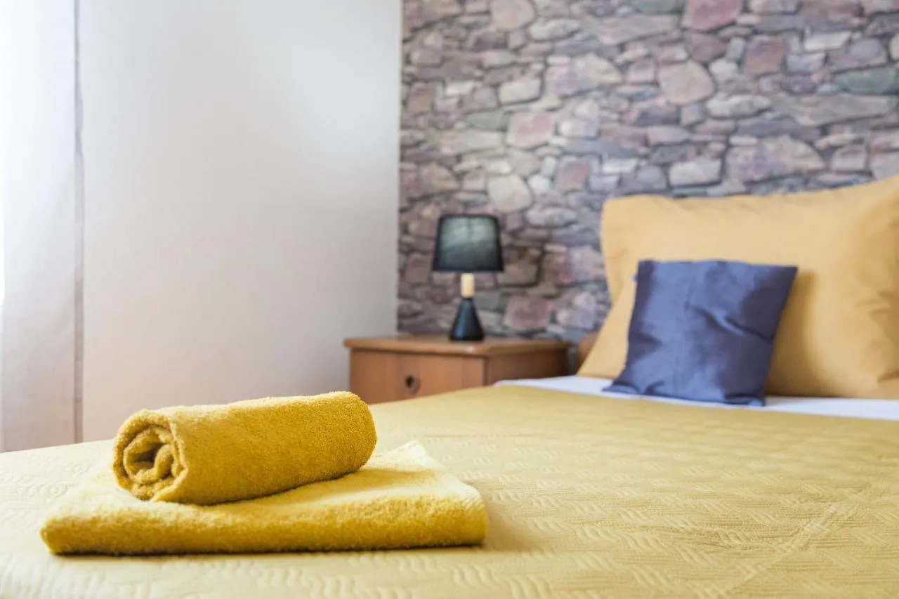 Apartments Emil Pula Croatia